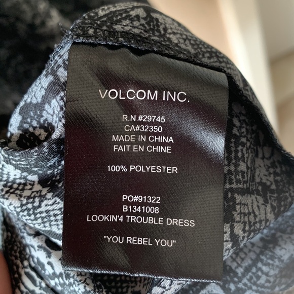VOLCOM “You Rebel You” Python Snake Print Mini Dress - Picture 8 of 8